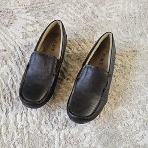 Boys size 4 dress shoes